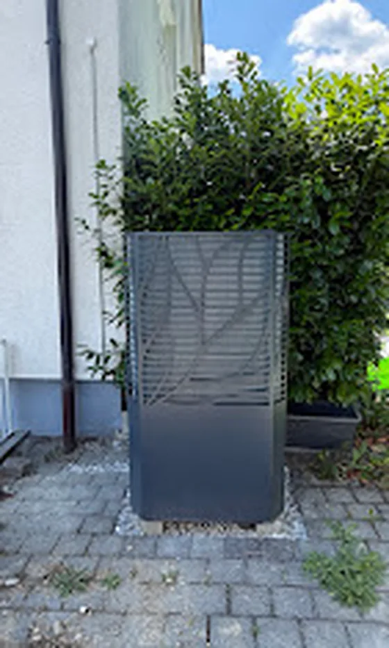 Anschluss einer Wärmepumpe im Außenbereich